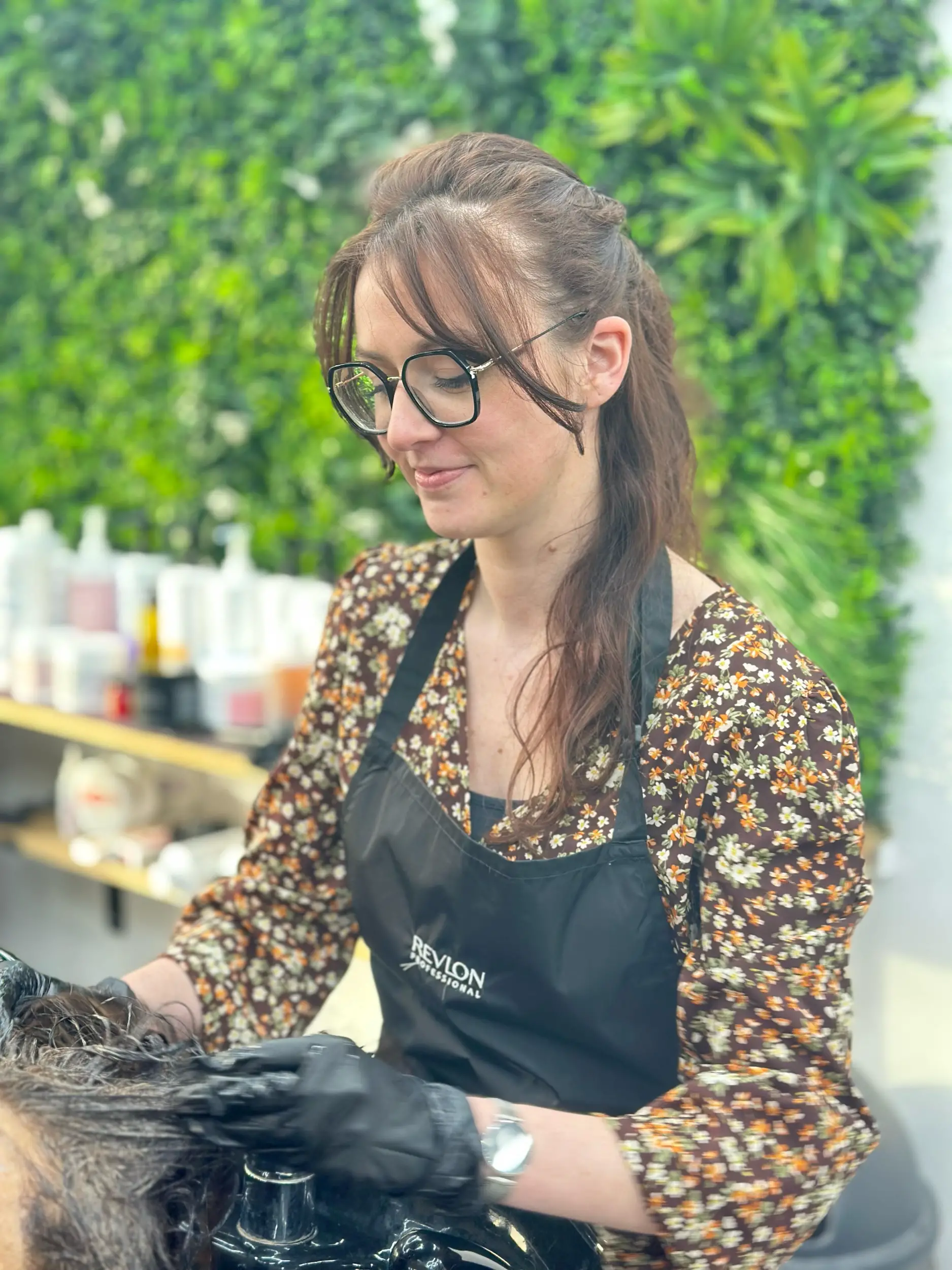camille à la coiffure